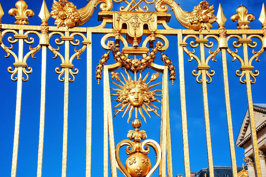 神咖咖驾到!圣佳全球首发IP形象定名,定义高端隔热新美学