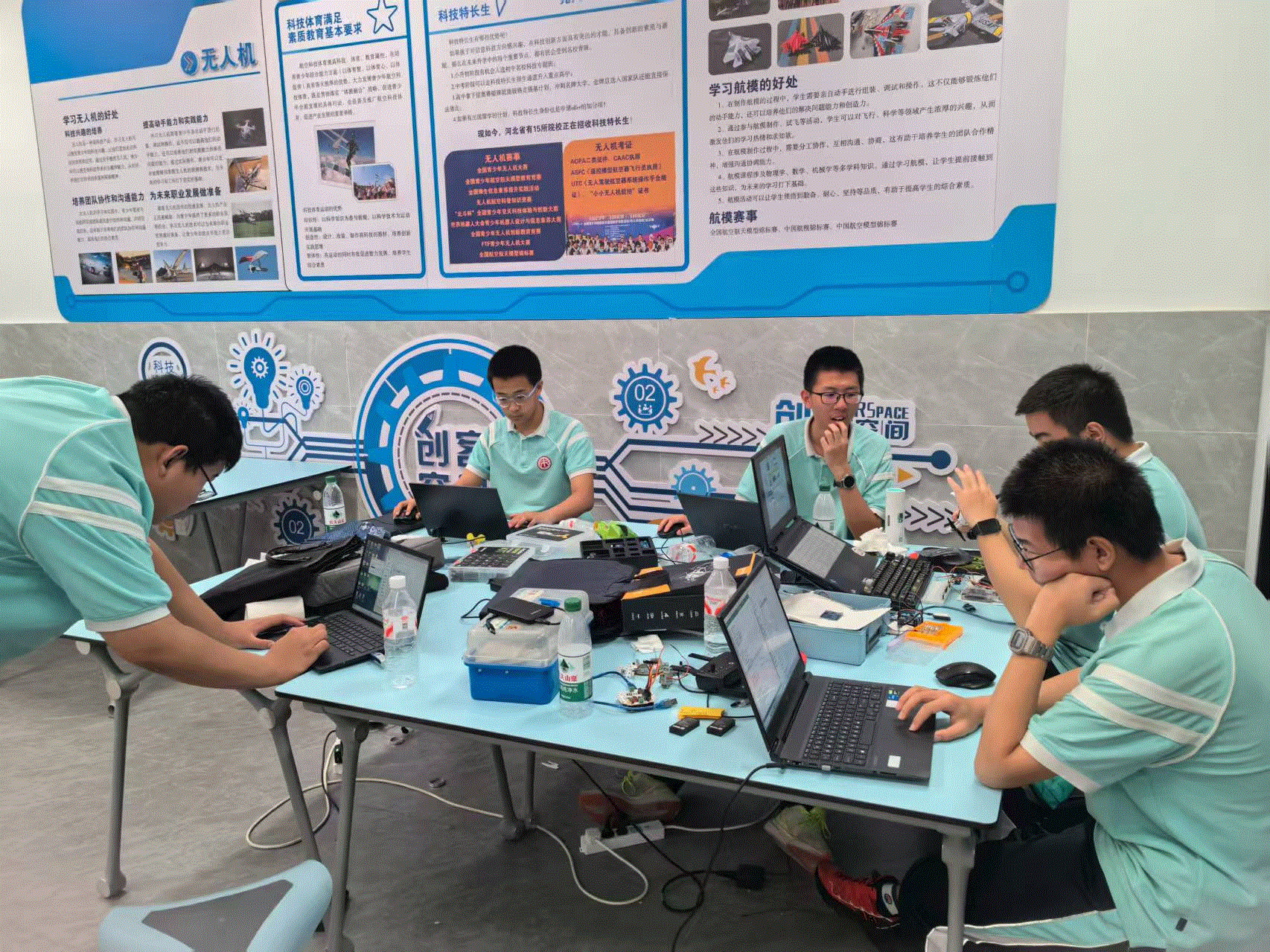 保定中学成功获评全国航空特色学校