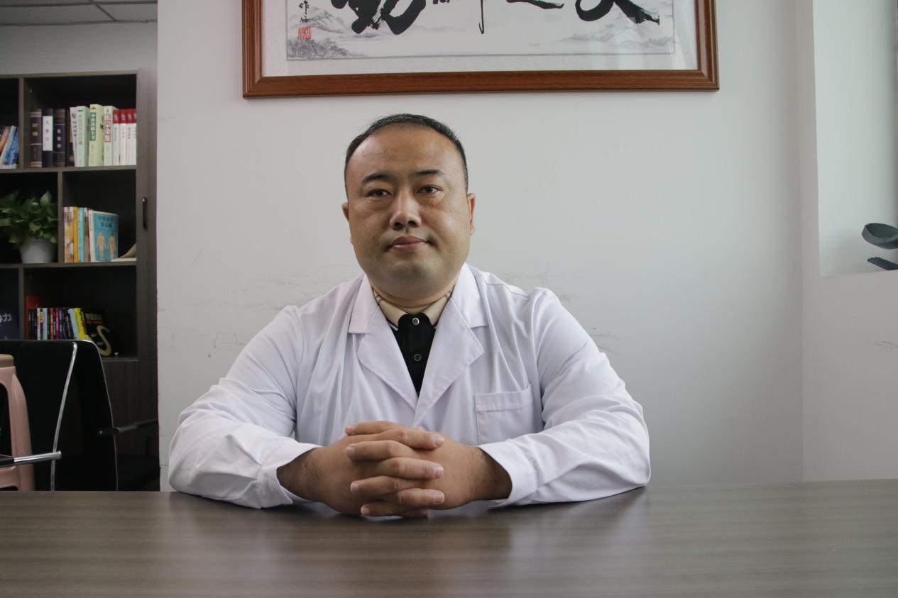 便秘终结者范科研医师：给便秘患者“第二次生命”！